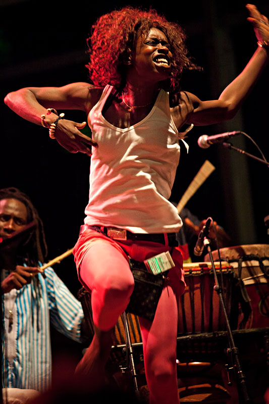  Public dancer (Carlou D   Senegal)